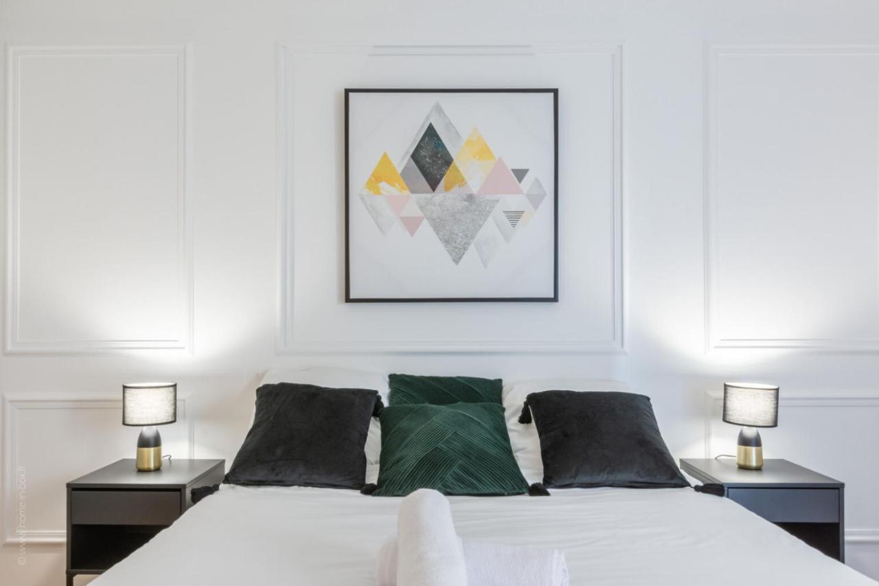 La Parisienne By Plaza Apartment Montevrain Luaran gambar